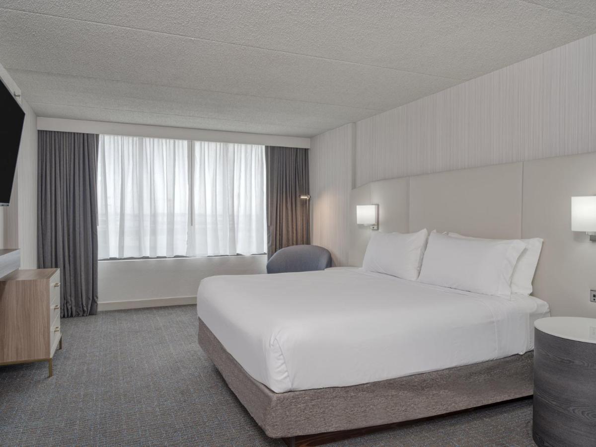 Crowne Plaza Indianapolis-Airport By Ihg Hotel Kültér fotó
