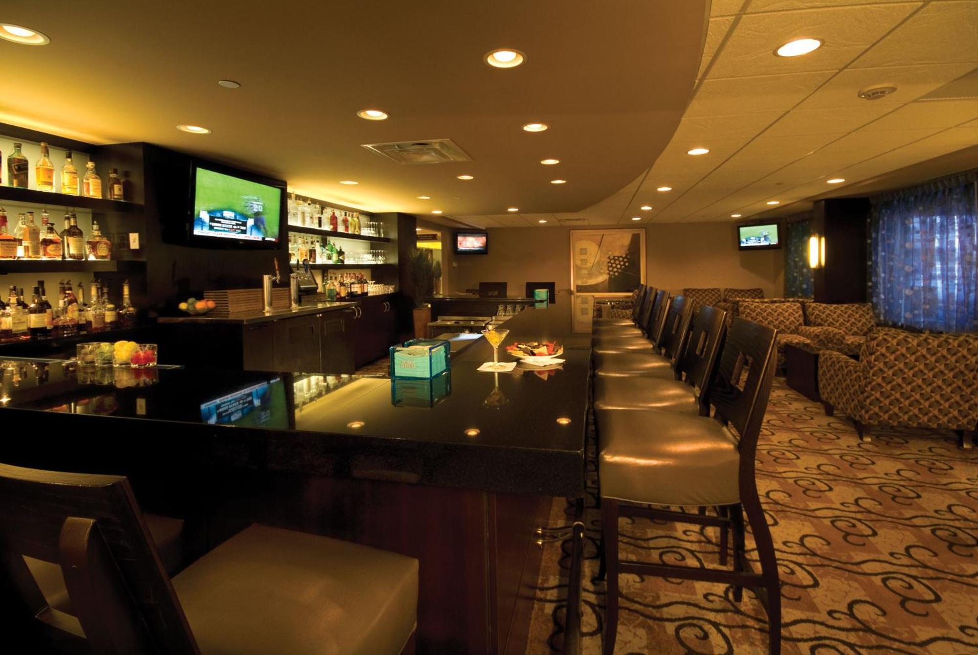 Crowne Plaza Indianapolis-Airport By Ihg Hotel Kültér fotó